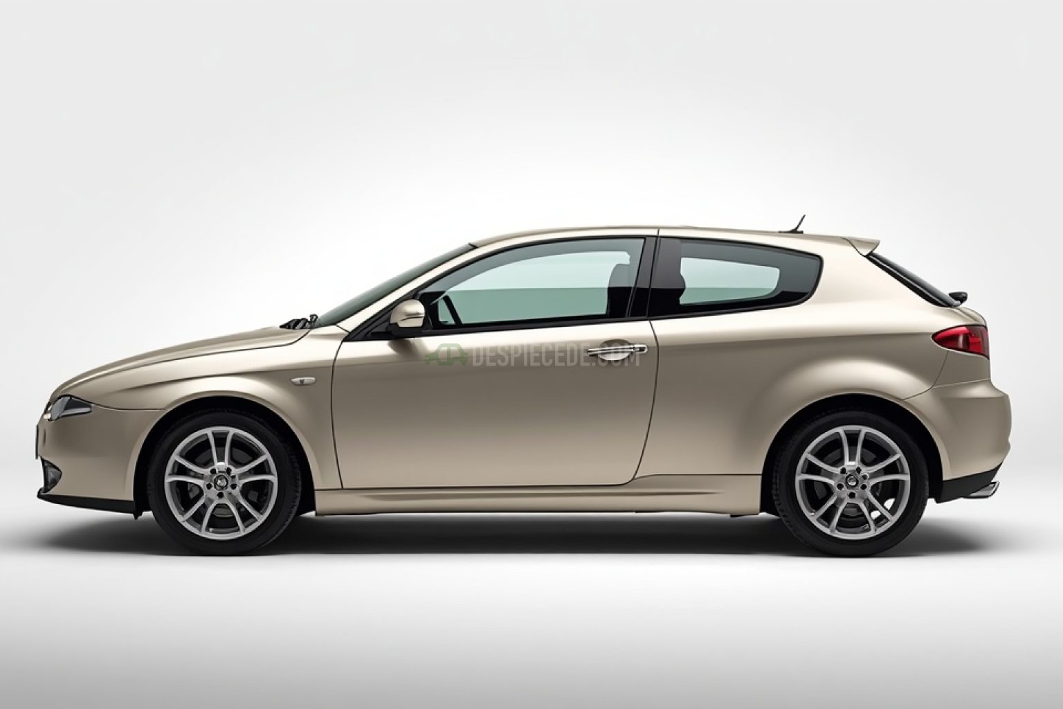Despiece Alfa Romeo 147 3-Puertas 1.9 JTD (101 cv) 2004 beige