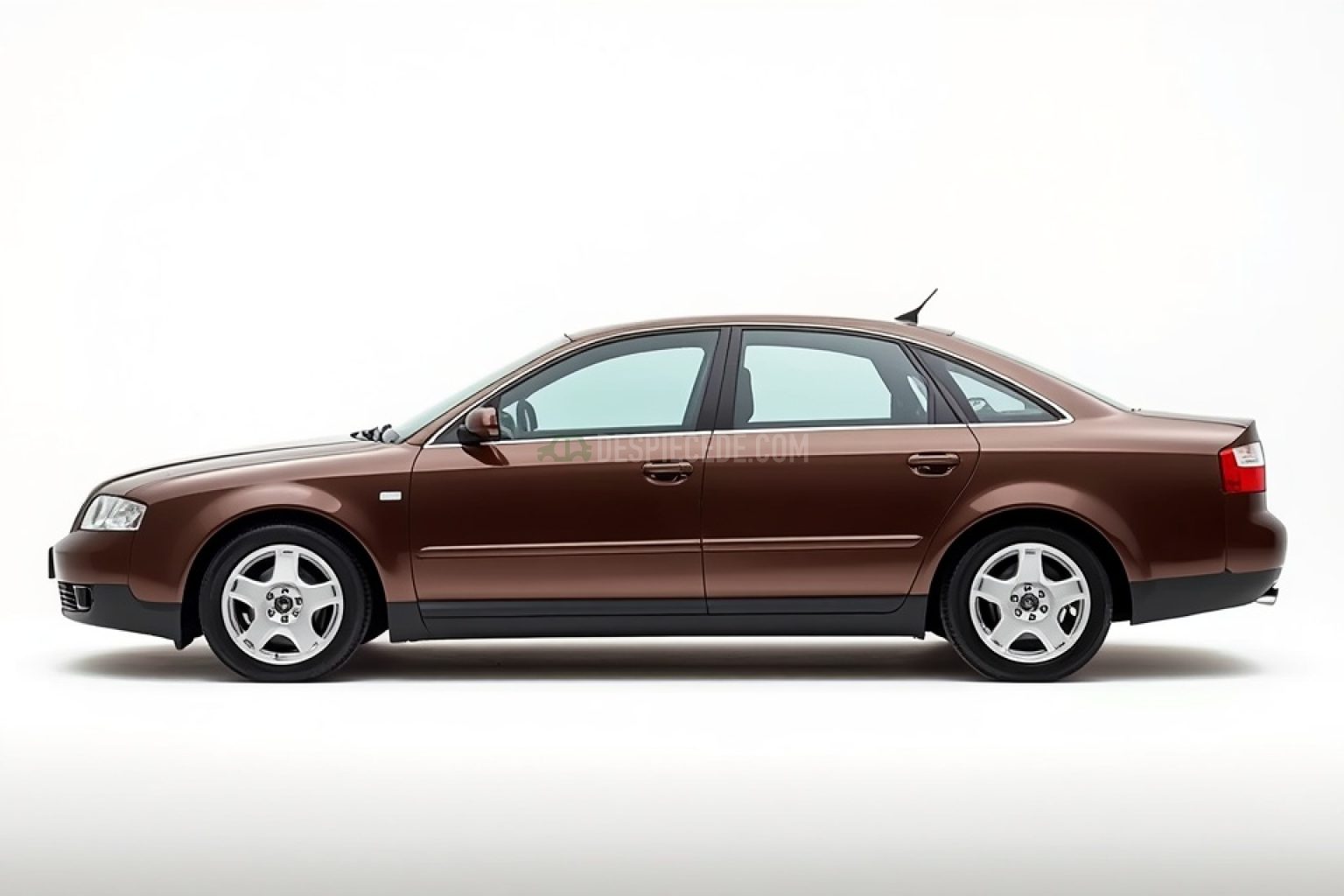 Despiece Audi A6 (4B,C5, Versión 2001) 2.5 TDI V6 (163 cv) 2004 marron