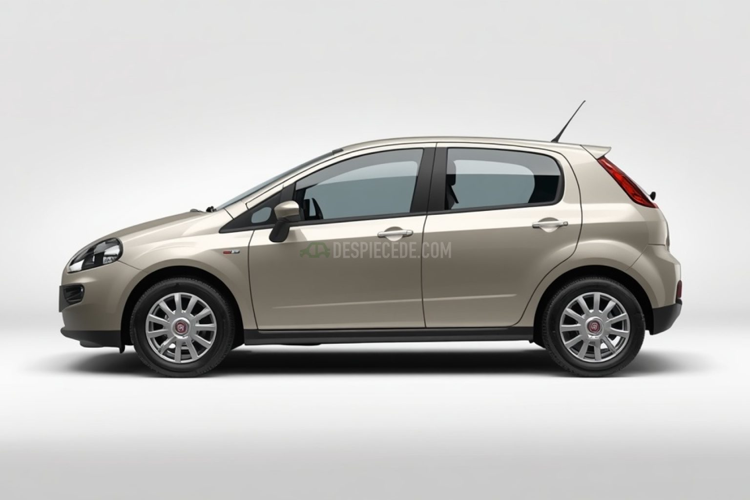 Despiece Fiat Punto (2012 - Evo Versión) 1.4 8V (77 cv) start/stop 2012 beige