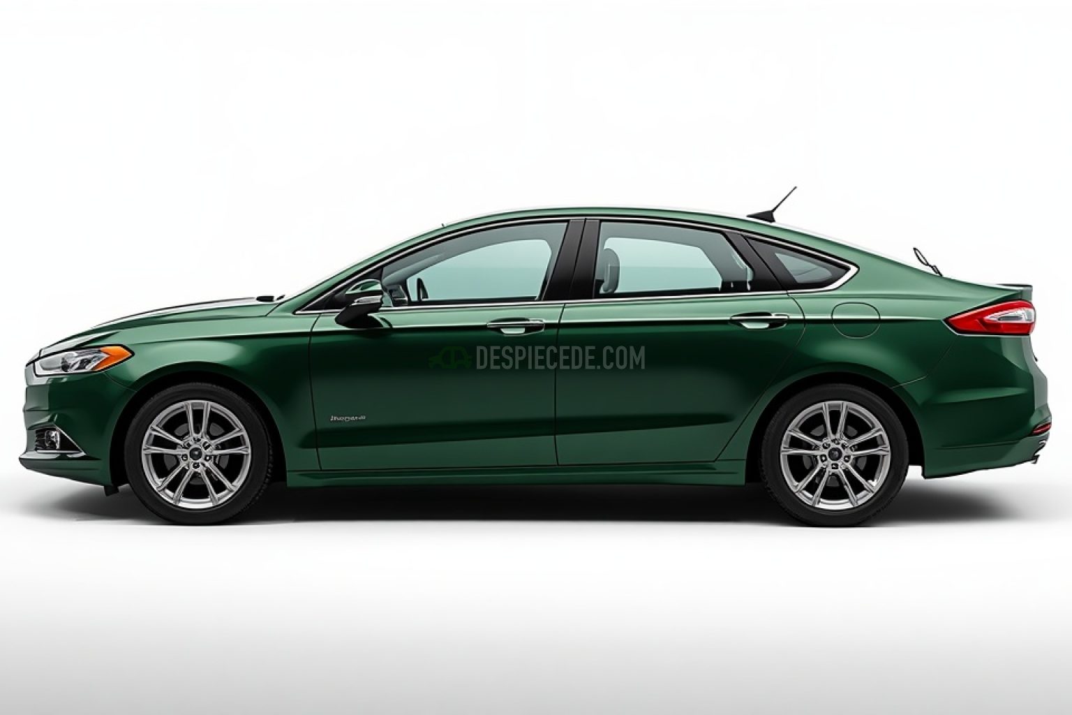 Despiece Ford Mondeo II Sedan 2.0 DI (90 cv) 2005 verde