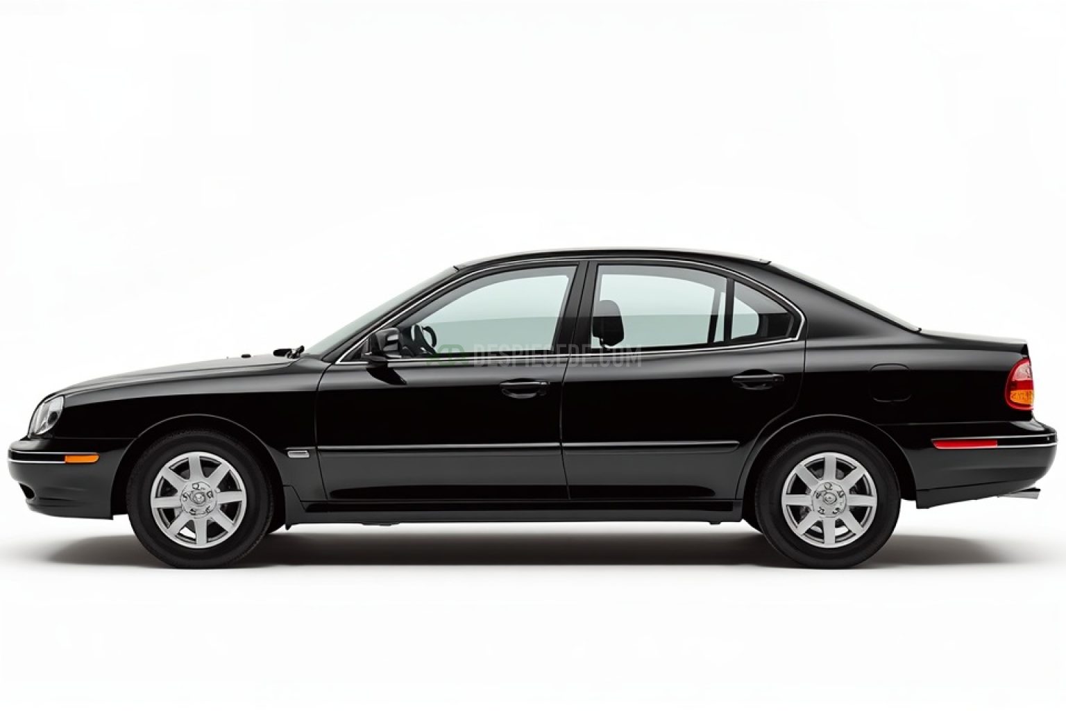 Despiece Hyundai Sonata IV (EF, Versión 2001) 2.7 V6 GLS (173 cv) 2004 negro