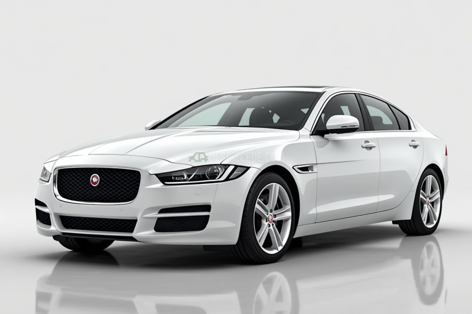 Despiece Jaguar XE (X760) 2.0 (200 cv) Automatico 2015 plata