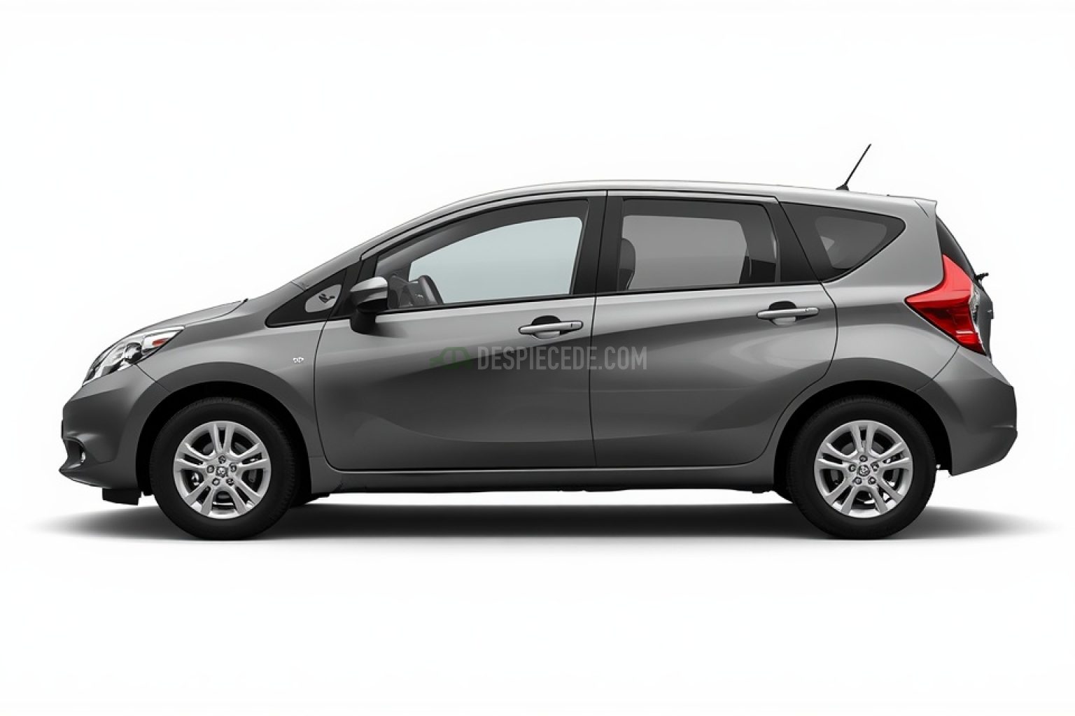 Despiece Nissan Note I (E11) (Versión 2010) 1.6 (110 cv) automatic 2010 gris