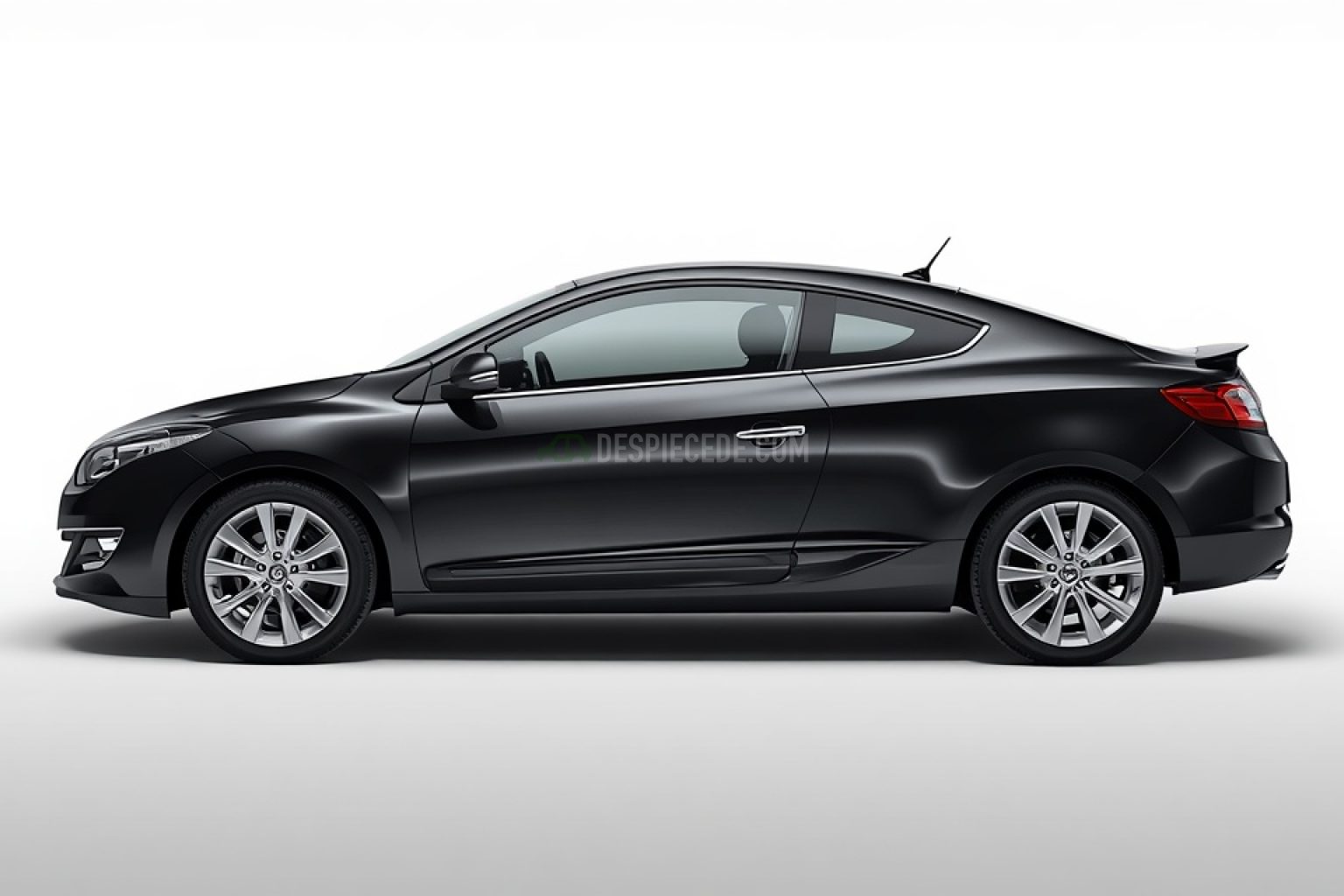 Despiece Renault Megane III Coupe (version 2012) 1.6 dCi energy (130 cv) Start/Stop 2013 negro